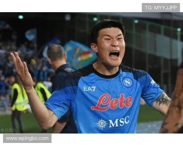 金玟哉:高位防线中前顶压迫的典型代表 金玟哉:高位防线中前顶压迫的典型代表